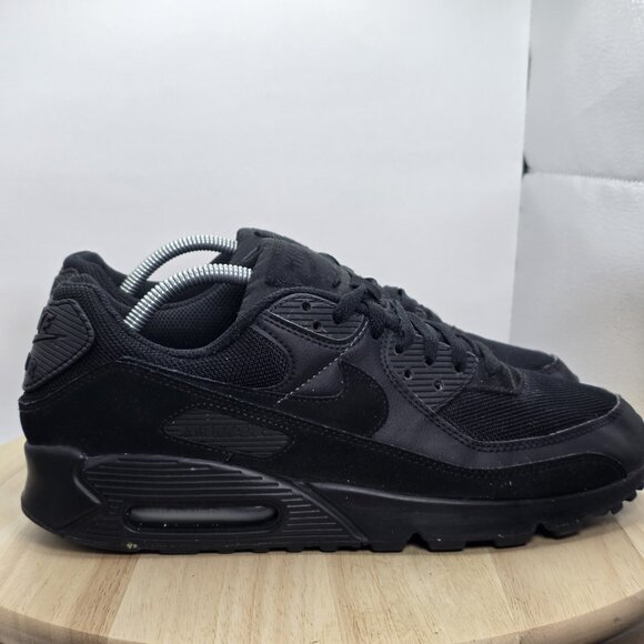 Men's Size 10.5 US - Air Max 90 Sneakers Triple Black Running Shoes - Picture 3 of 9